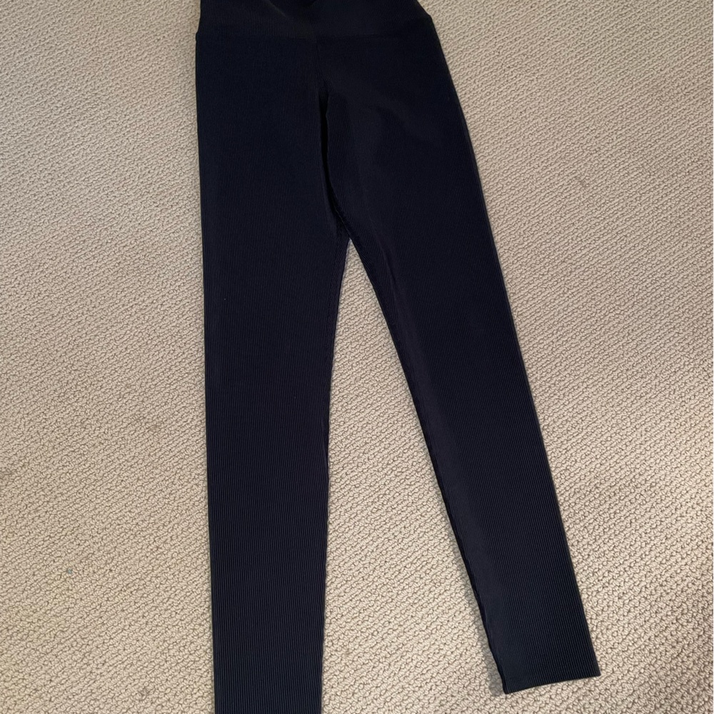 Beach Riot ribbed leggings